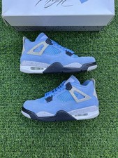Air Jordan 4 University Blu